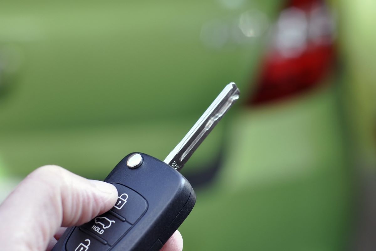 Automotive locksmith